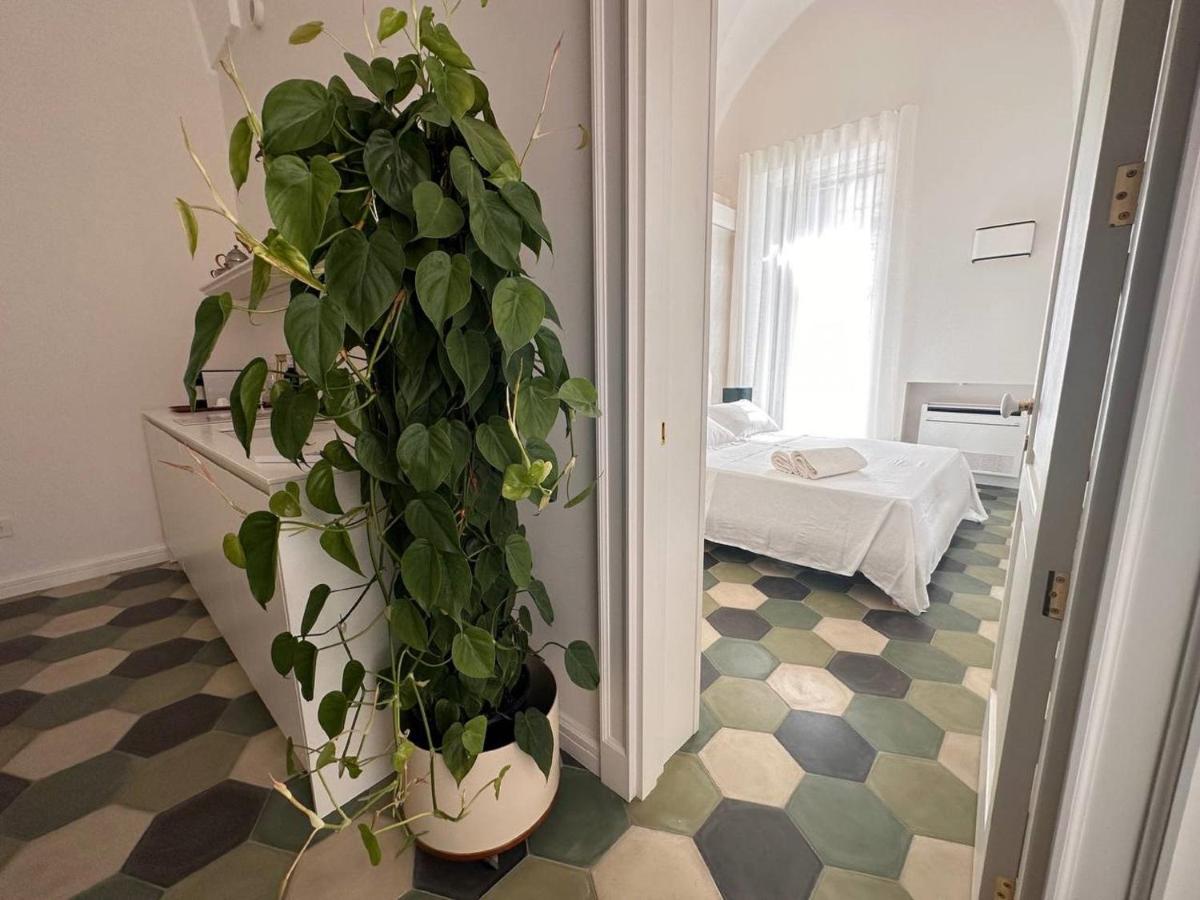 Coniger 4 Casa Vacanze In Centro Lecce Con Wi-Fi E Smart Tv Bagian luar foto