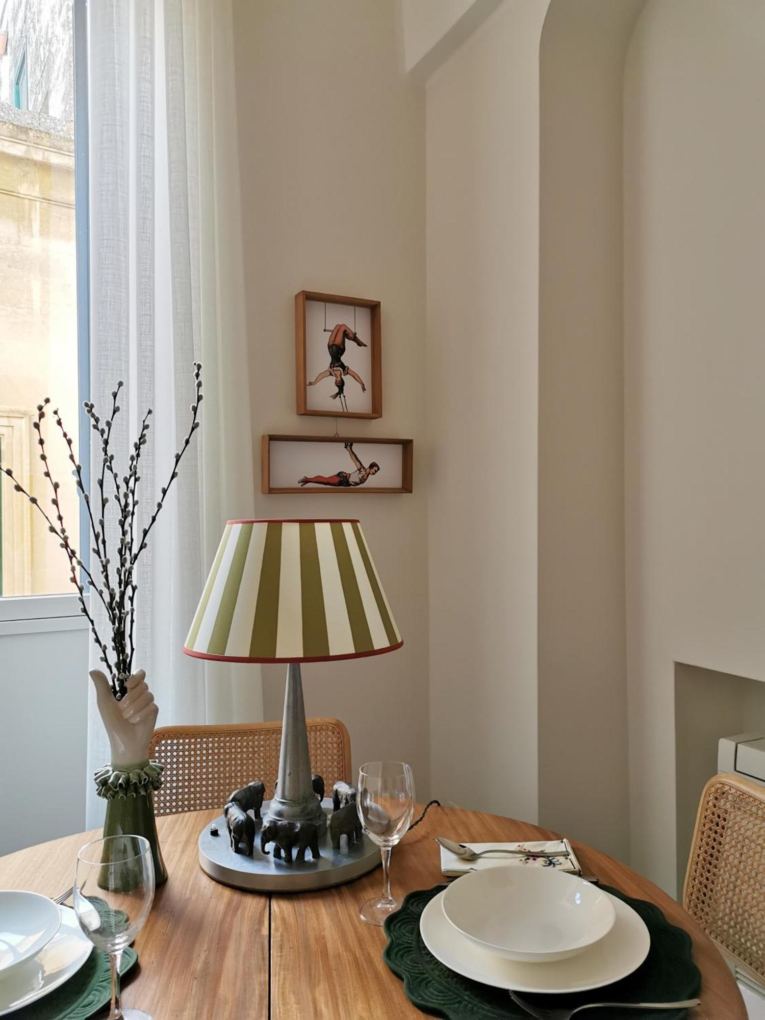 Coniger 4 Casa Vacanze In Centro Lecce Con Wi-Fi E Smart Tv Bagian luar foto